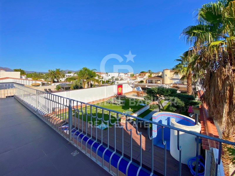 Girona, Empuriabrava, Tordera - Fluvi? - Llobregat, Empuriabrava, Catalonia, ES, 4 Bedrooms Bedrooms, ,4 BathroomsBathrooms,Residential,For Sale,Girona, Empuriabrava, Tordera - Fluvi? - Llobregat,1614036