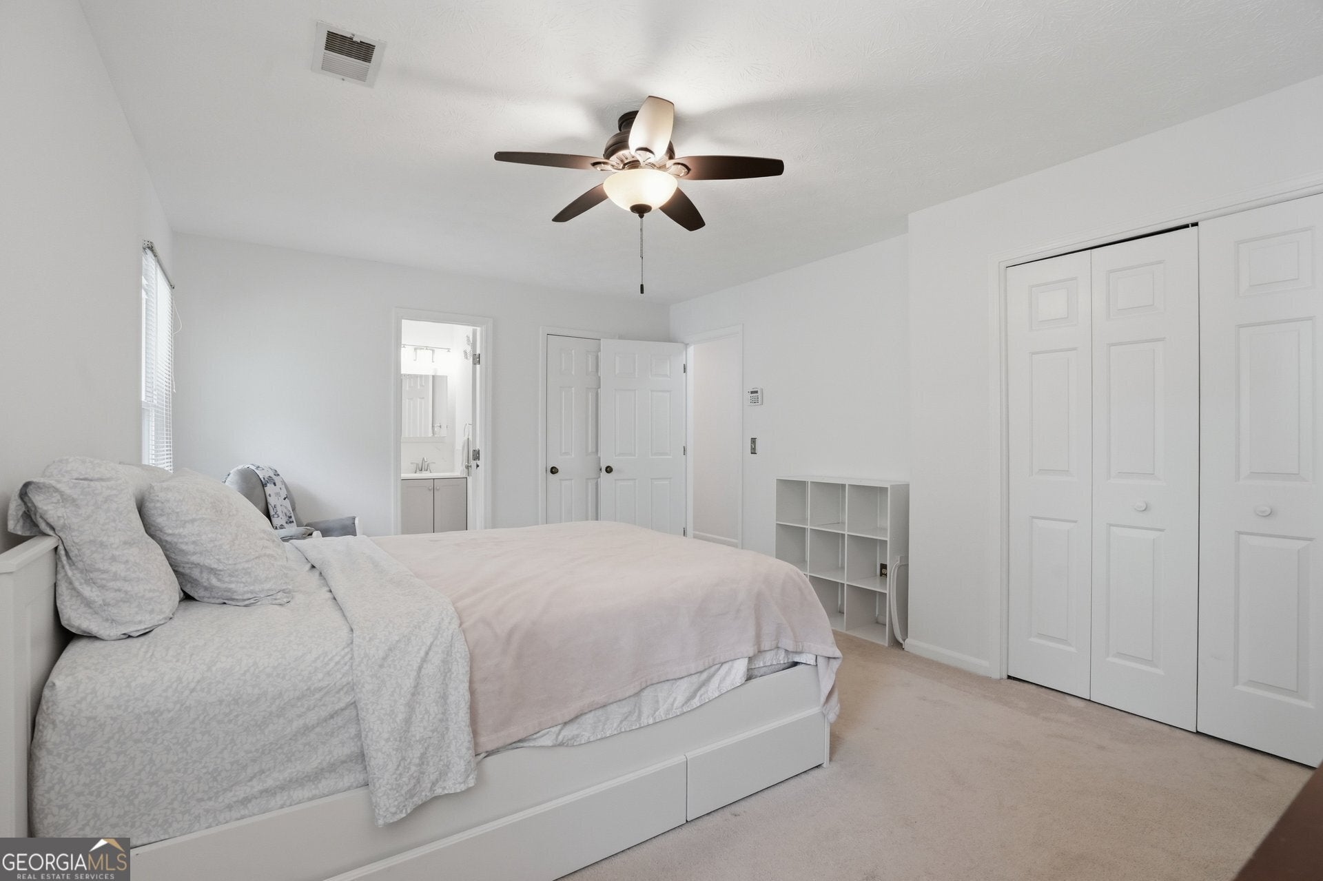 Roswell, Georgia, 30075, United States, 4 Bedrooms Bedrooms, ,3 BathroomsBathrooms,Residential,For Sale,2041114