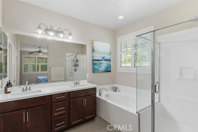 Lake Elsinore, California, 92532, United States, 4 Bedrooms Bedrooms, ,3 BathroomsBathrooms,Residential,For Sale,1981283