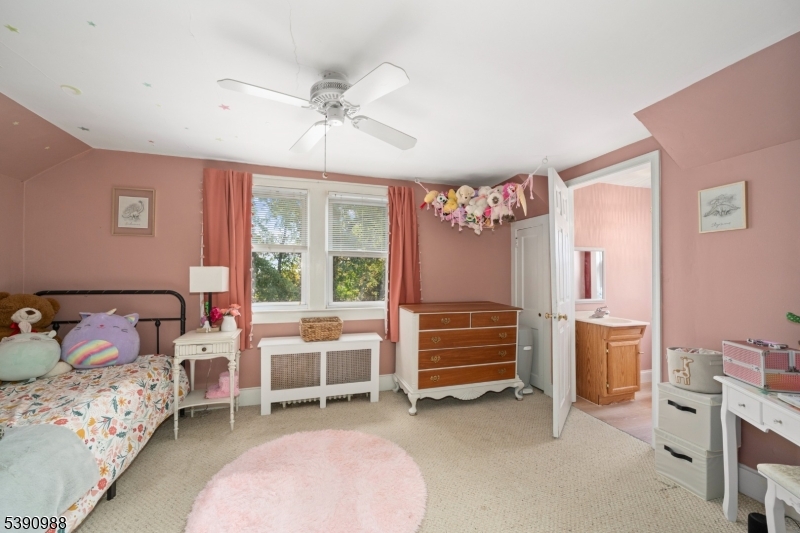 Kingwood Twp., New Jersey, 08825, United States, 3 Bedrooms Bedrooms, ,2 BathroomsBathrooms,Residential,For Sale,1984798