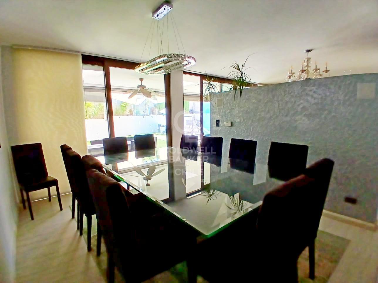Lo Barnechea, Chile, 6 Bedrooms Bedrooms, ,5 BathroomsBathrooms,Residential,For Sale,1849912