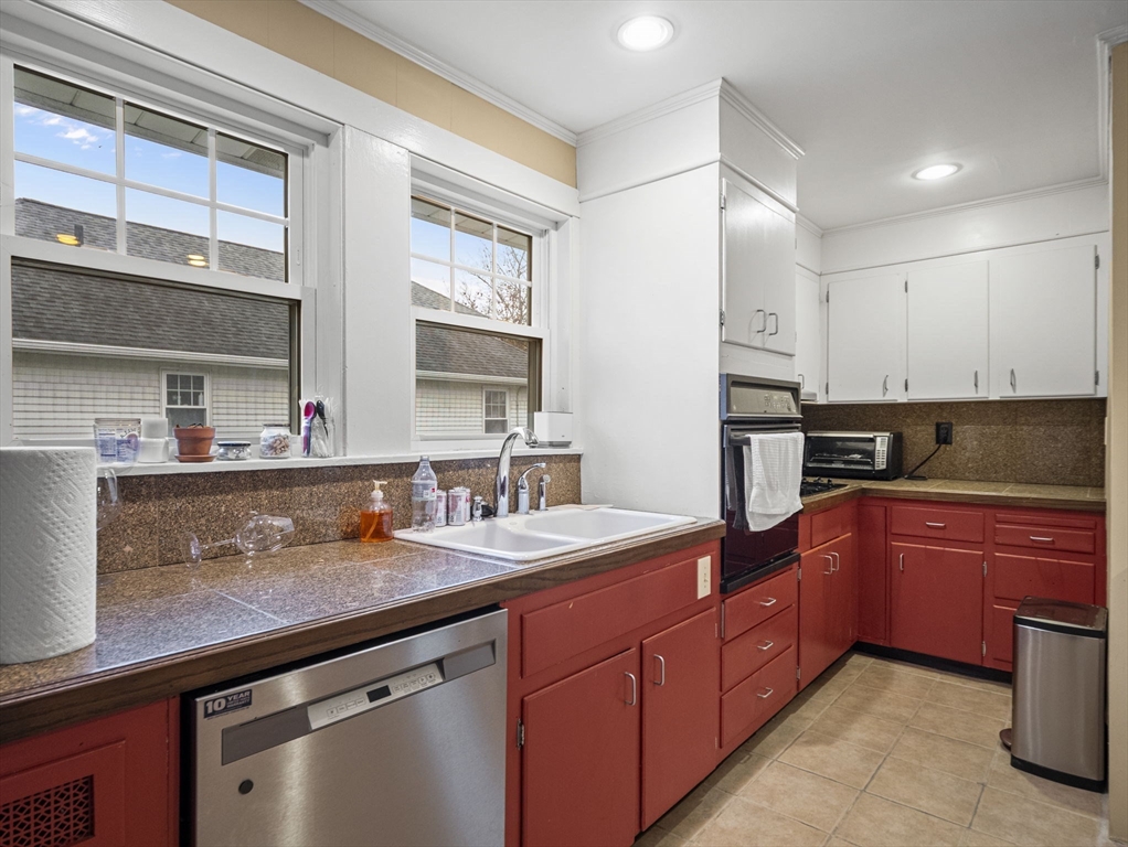 Belmont, Massachusetts, 02478, United States, 3 Bedrooms Bedrooms, ,1 BathroomBathrooms,Residential,For Sale,1988371