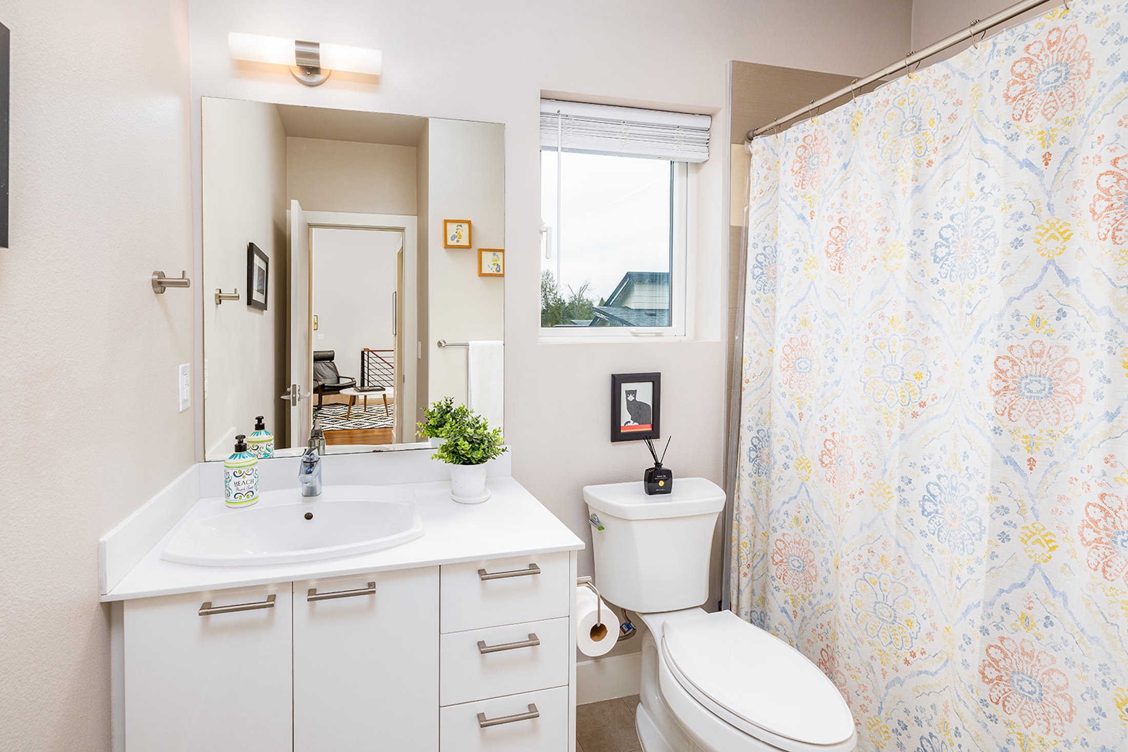  Modern East Hill Oasis - 物件實景