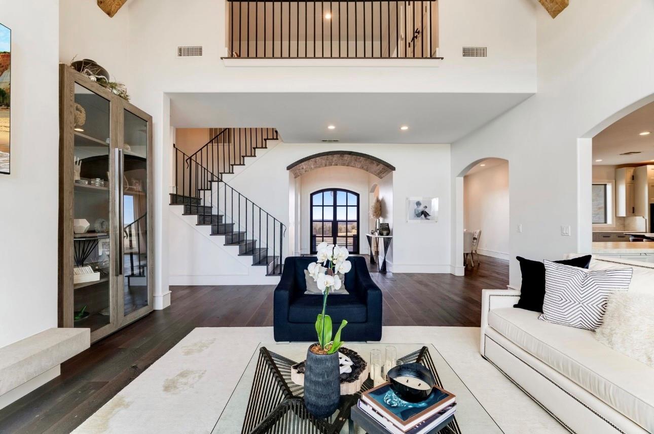 Paris, Texas, 75462, United States, 4 Bedrooms Bedrooms, ,5 BathroomsBathrooms,Residential,For Sale,1980536