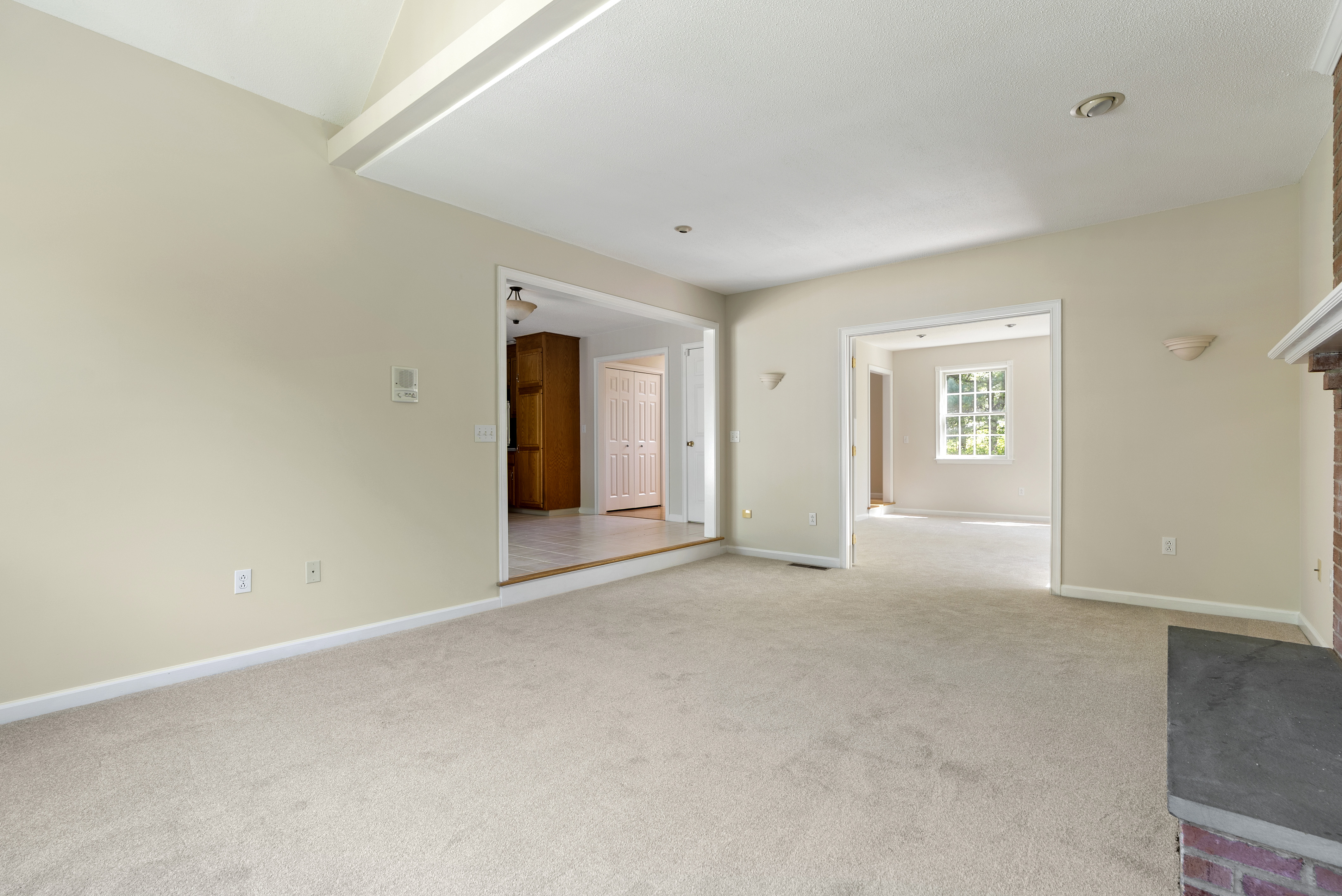  555 Waterville Road - 物件實景