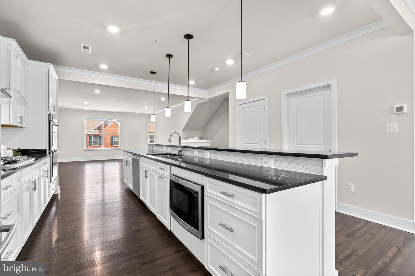 Elkridge, Maryland, 21075, United States, 3 Bedrooms Bedrooms, ,3 BathroomsBathrooms,Residential,For Sale,1939150