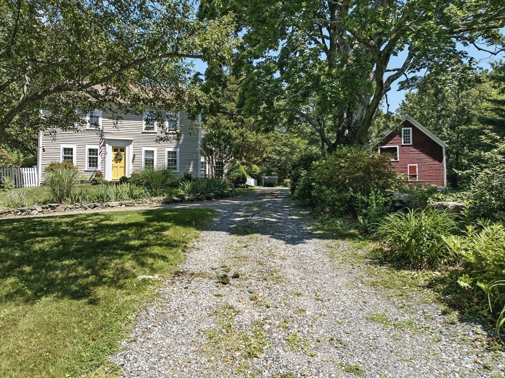 Bolton, Massachusetts, 01740, United States, 4 Bedrooms Bedrooms, ,4 BathroomsBathrooms,Residential,For Sale,1866522