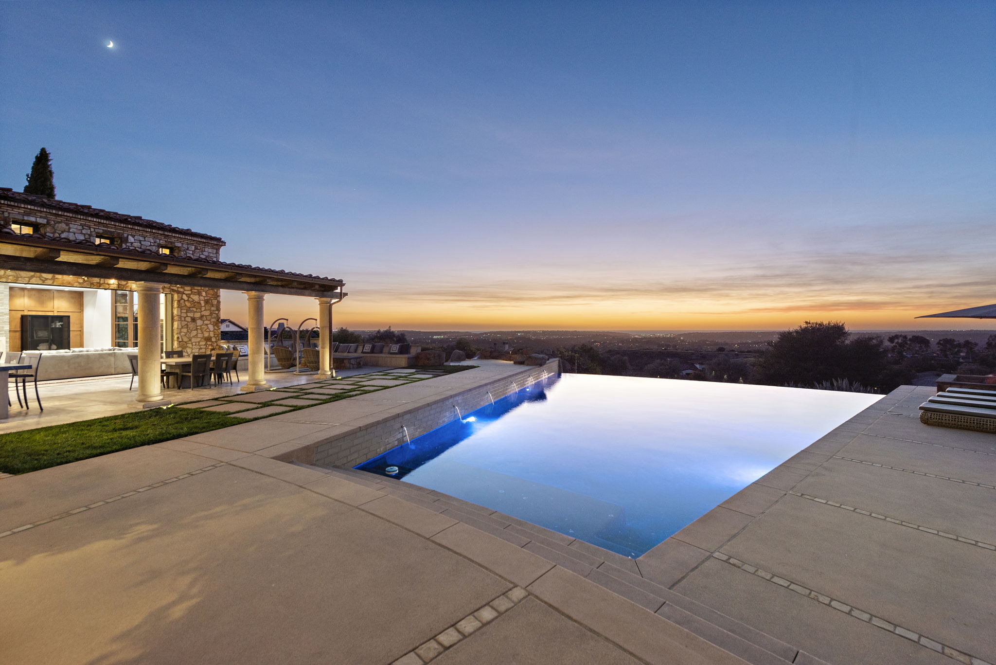  8114 Sendero de la Pradera, San Diego, CA 92127 - 物件實景