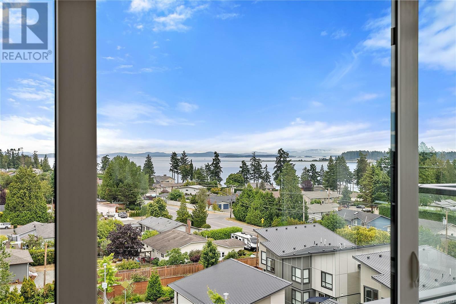 CENTRAL SAANICH, British Columbia, V8M 0B9, CA, 2 Bedrooms Bedrooms, ,2 BathroomsBathrooms,Residential,For Sale,1874569