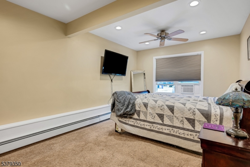 Mount Olive Twp., New Jersey, 07840, United States, 5 Bedrooms Bedrooms, ,4 BathroomsBathrooms,Residential,For Sale,2002933