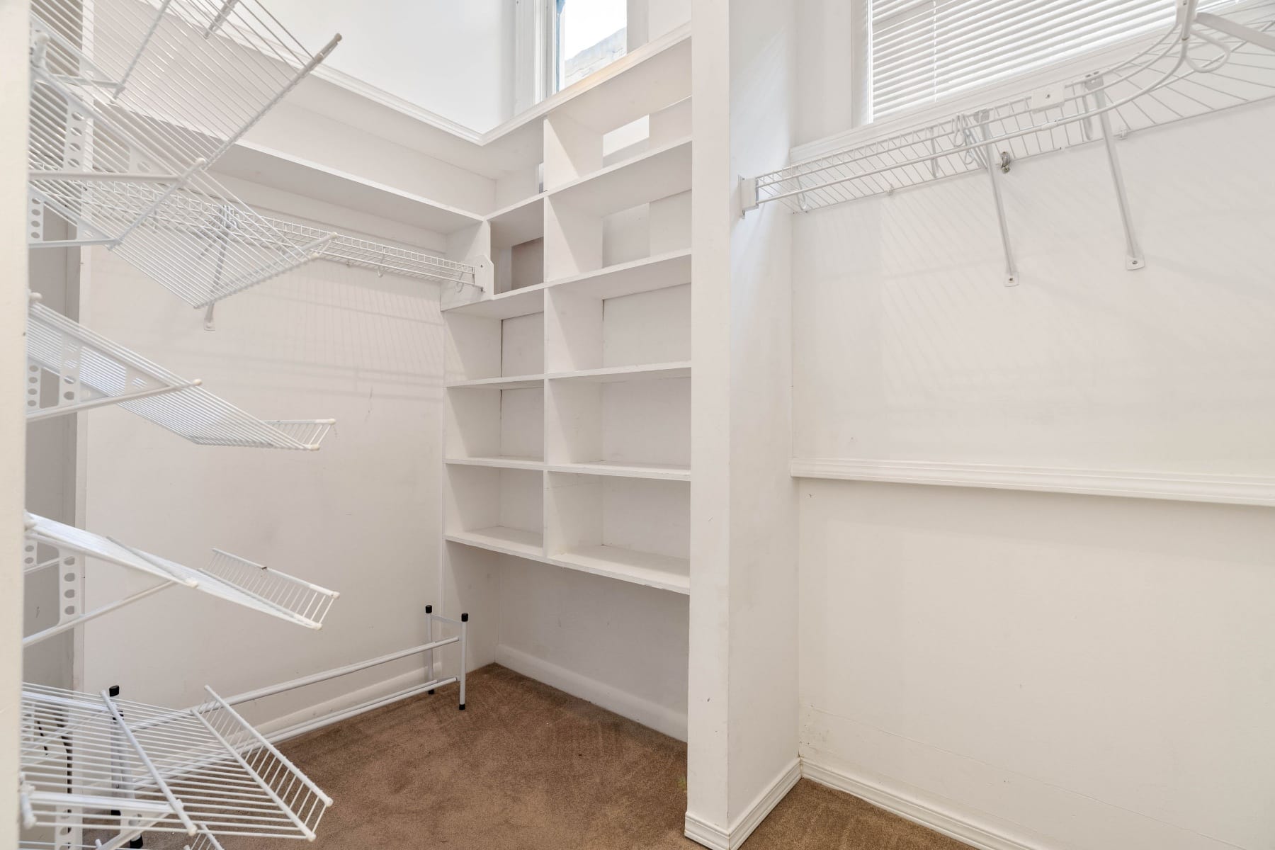  2364 NW JOHNSON ST Portland, OR 97210 - 物件實景