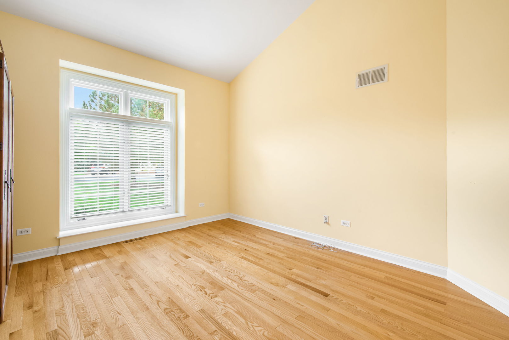 Palos Heights, Illinois, 60463, United States, 3 Bedrooms Bedrooms, ,4 BathroomsBathrooms,Residential,For Sale,1965288