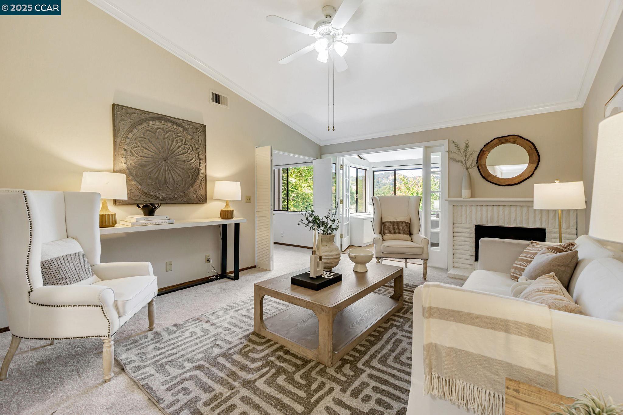Walnut Creek, California, 94595, United States, 3 Bedrooms Bedrooms, ,2 BathroomsBathrooms,Residential,For Sale,1924398