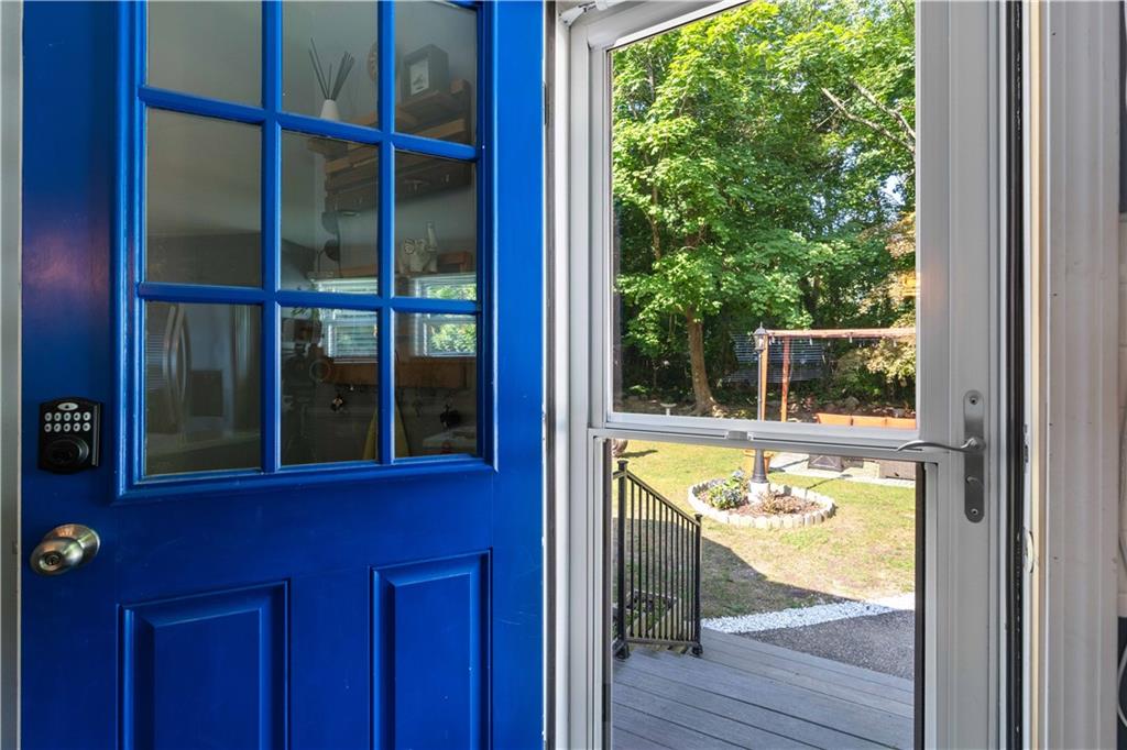 Bristol, Rhode Island, 02809, United States, 3 Bedrooms Bedrooms, ,1 BathroomBathrooms,Residential,For Sale,2002471