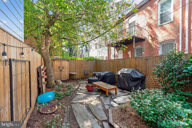 Washington, District of Columbia, 20009, United States, 2 Bedrooms Bedrooms, ,1 BathroomBathrooms,Residential,For Sale,1937571