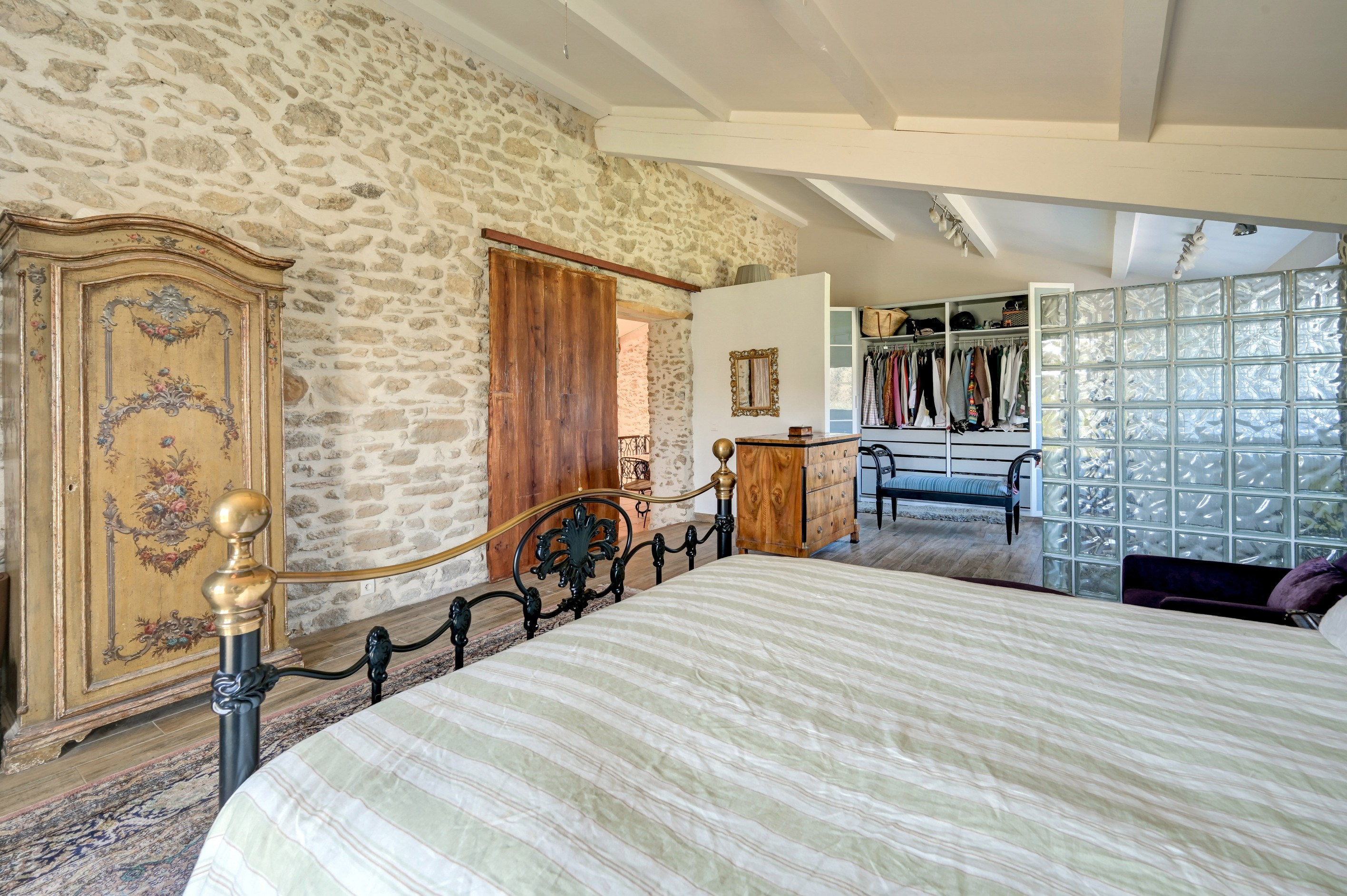  Stone mas set within a private olive grove in Saint-Rémy-de-Provence - 物件實景