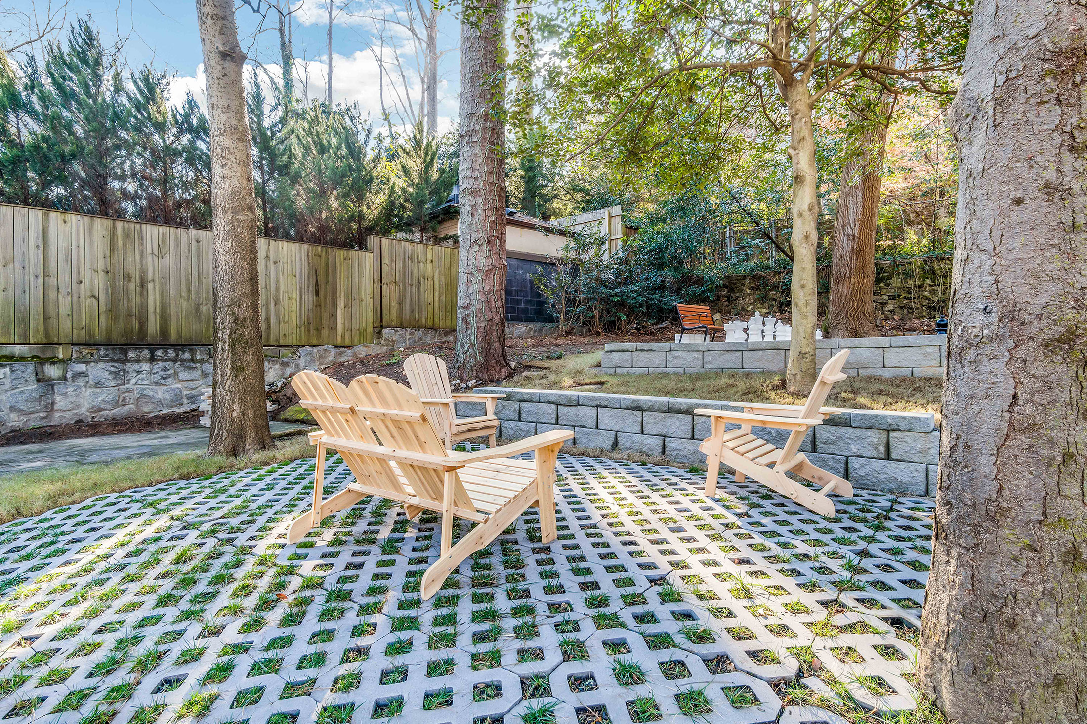 Beautifully Renovated Bungalow Perched above Orme Park in Virginia-Highland - 物件實景