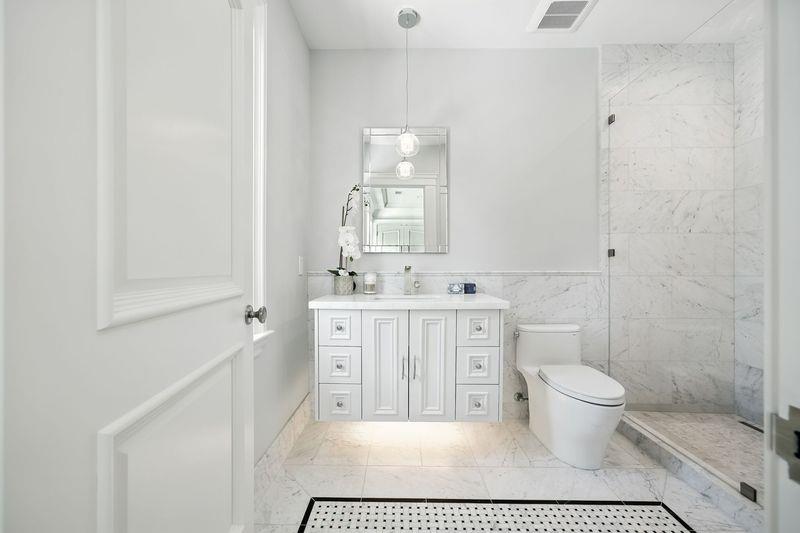 San Mateo, California, 94402, United States, 4 Bedrooms Bedrooms, ,6 BathroomsBathrooms,Residential,For Sale,1836989
