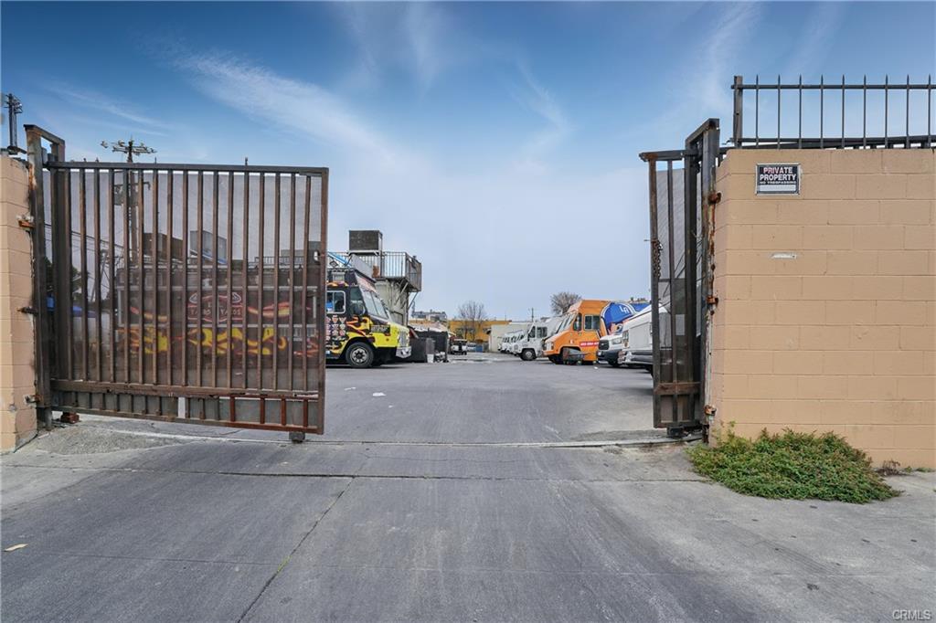 Bell, California, 90201, United States, ,Residential,For Sale,1850994