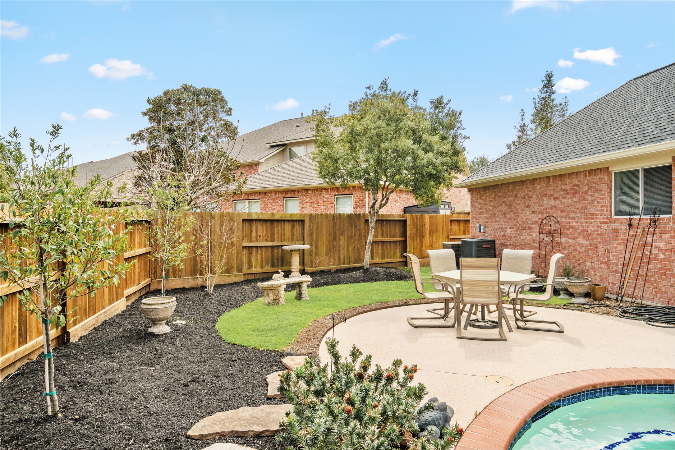  2579 Costa Mesa Circle - 物件實景