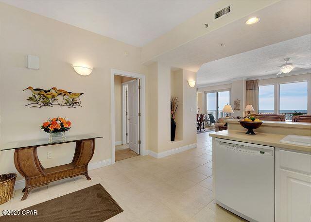 Panama City, Florida, 32408, United States, 2 Bedrooms Bedrooms, ,2 BathroomsBathrooms,Residential,For Sale,1976386