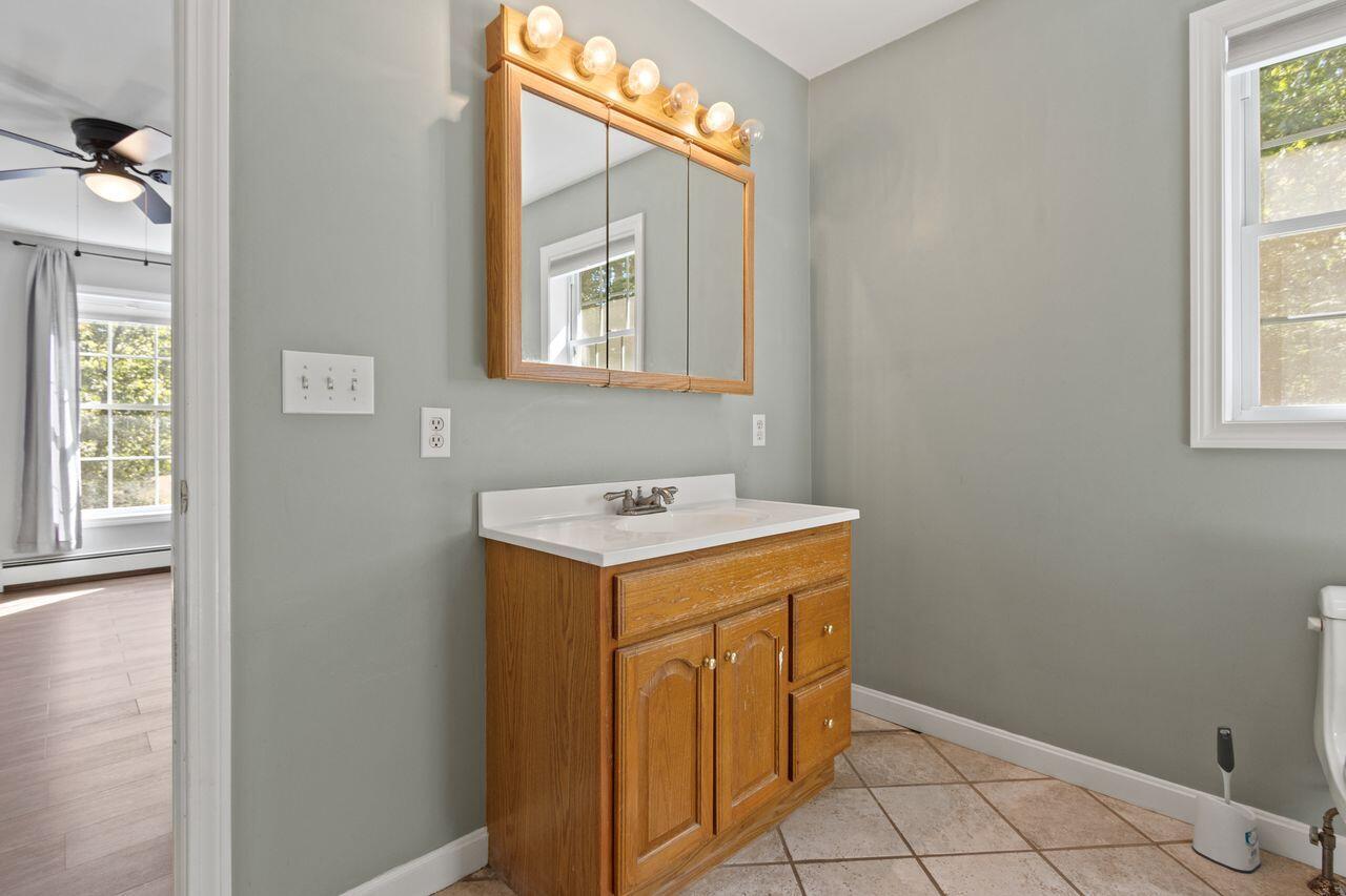 Windham, Maine, 04062, United States, 3 Bedrooms Bedrooms, ,3 BathroomsBathrooms,Residential,For Sale,1926366