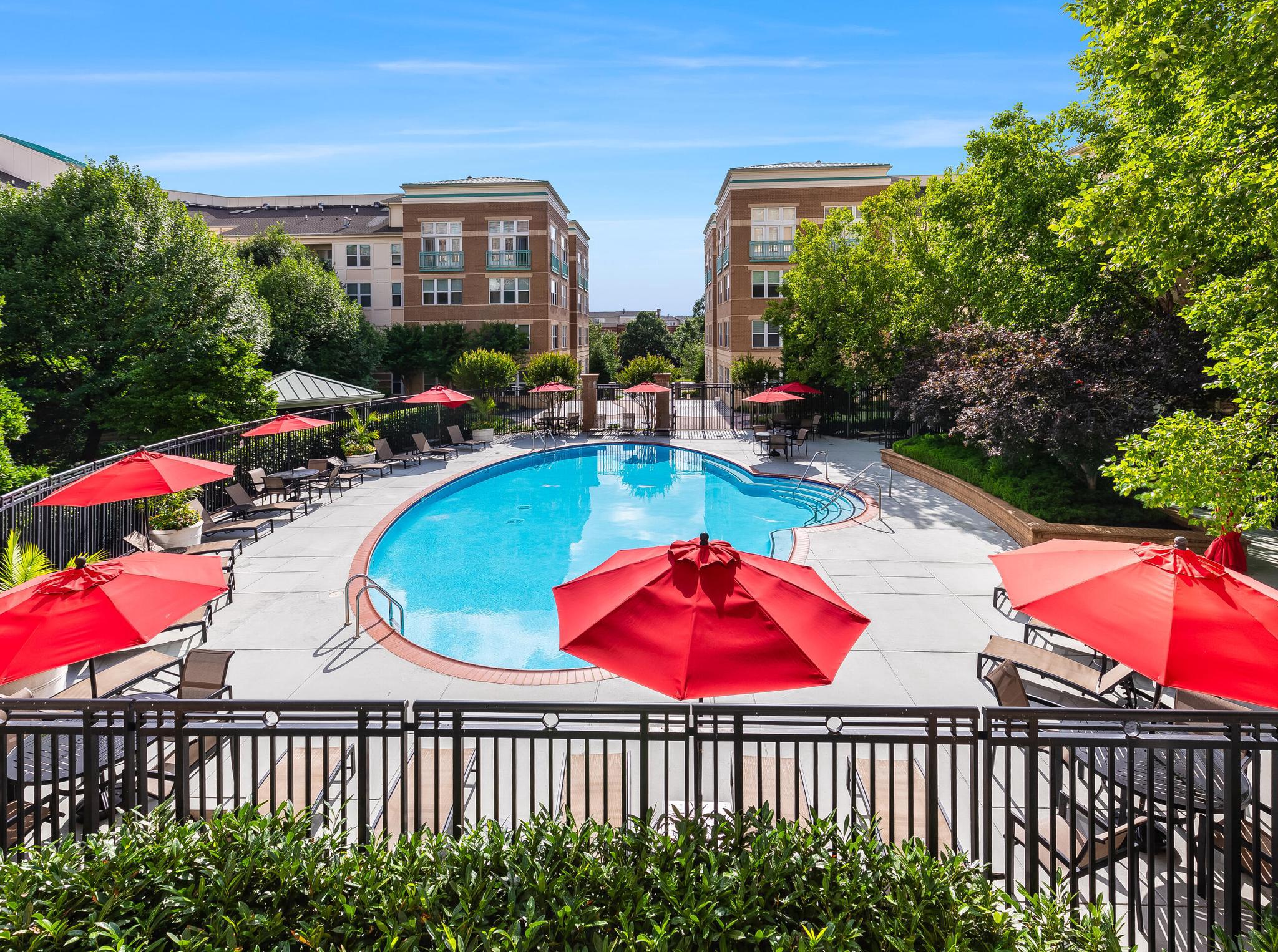  12000 Market Street, Reston, VA, 20190 - 物件實景