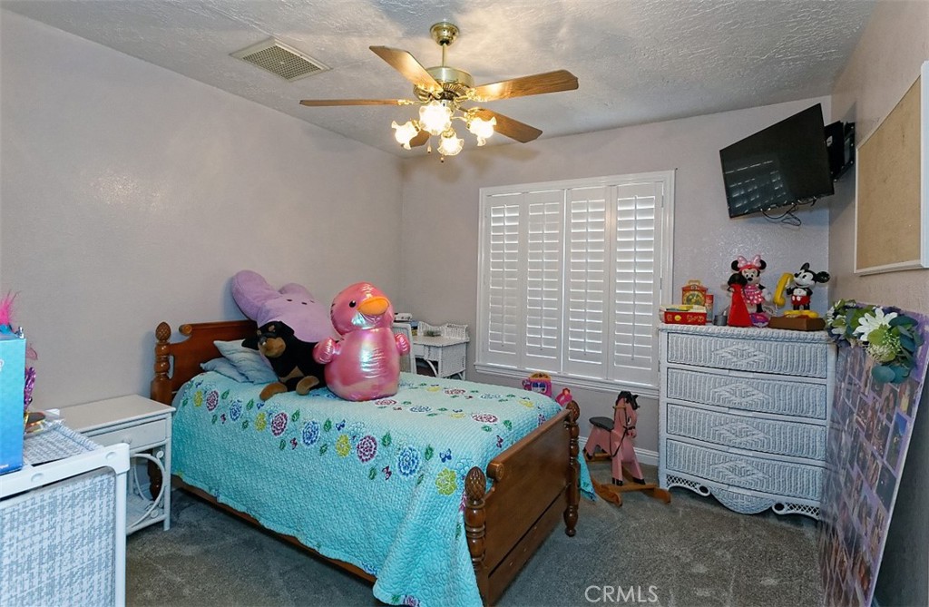Oak Hills, California, 92344, United States, 4 Bedrooms Bedrooms, ,3 BathroomsBathrooms,Residential,For Sale,1942623