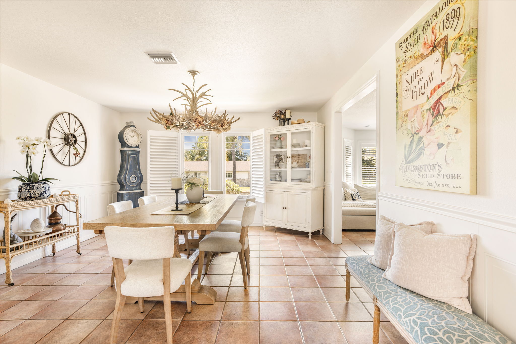  2390 Glenside Lane - 物件實景