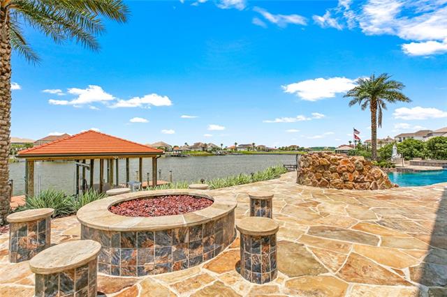 2033 S LAKESHORE Boulevard, Slidell, Louisiana, 70461, United States, 5 Bedrooms Bedrooms, ,6 BathroomsBathrooms,Residential,For Sale,2033 S LAKESHORE Boulevard,1008626