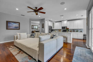 West Palm Beach, Florida, 33411, United States, 4 Bedrooms Bedrooms, ,3 BathroomsBathrooms,Residential,For Sale,2012093