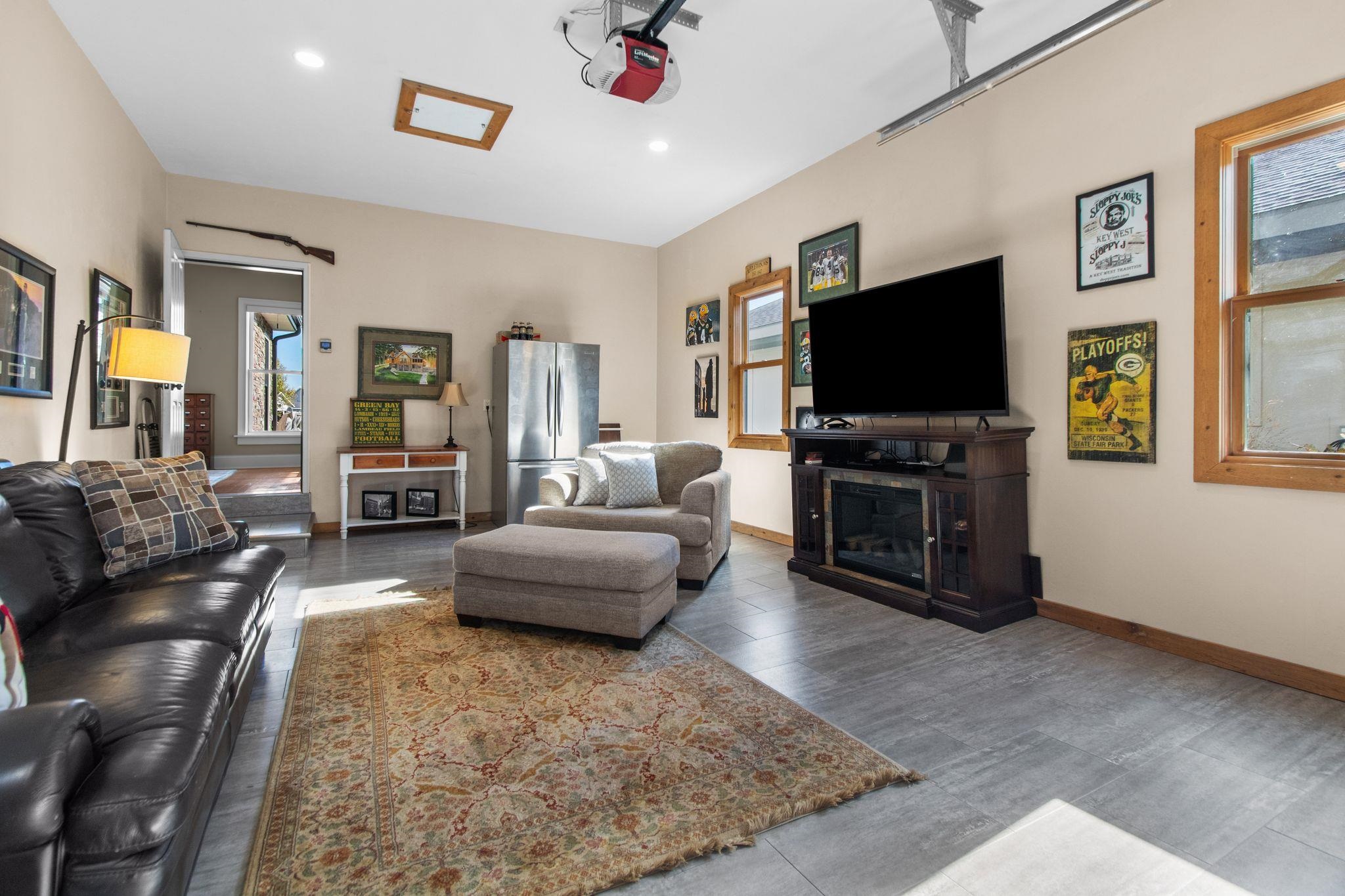 APPLETON, Wisconsin, 54913, United States, 3 Bedrooms Bedrooms, ,3 BathroomsBathrooms,Residential,For Sale,1987734