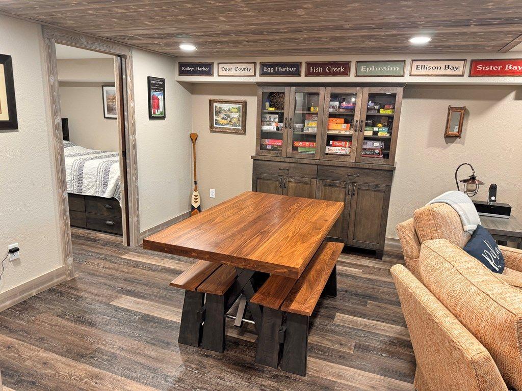 Fish Creek, Wisconsin, 54212, United States, 3 Bedrooms Bedrooms, ,3 BathroomsBathrooms,Residential,For Sale,1828521