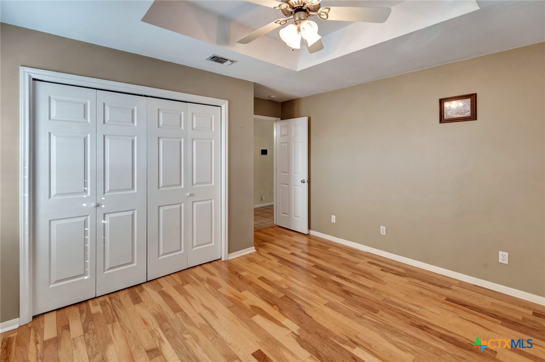 Victoria, Texas, 77904, United States, 3 Bedrooms Bedrooms, ,3 BathroomsBathrooms,Residential,For Sale,1989314