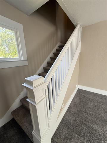 Huntington, Indiana, 46750, United States, 3 Bedrooms Bedrooms, ,2 BathroomsBathrooms,Residential,For Sale,1942917