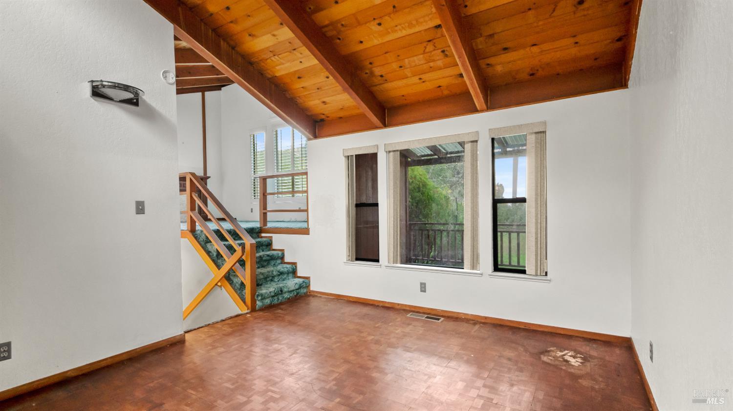 Sebastopol, California, 95472, United States, 3 Bedrooms Bedrooms, ,2 BathroomsBathrooms,Residential,For Sale,1997053