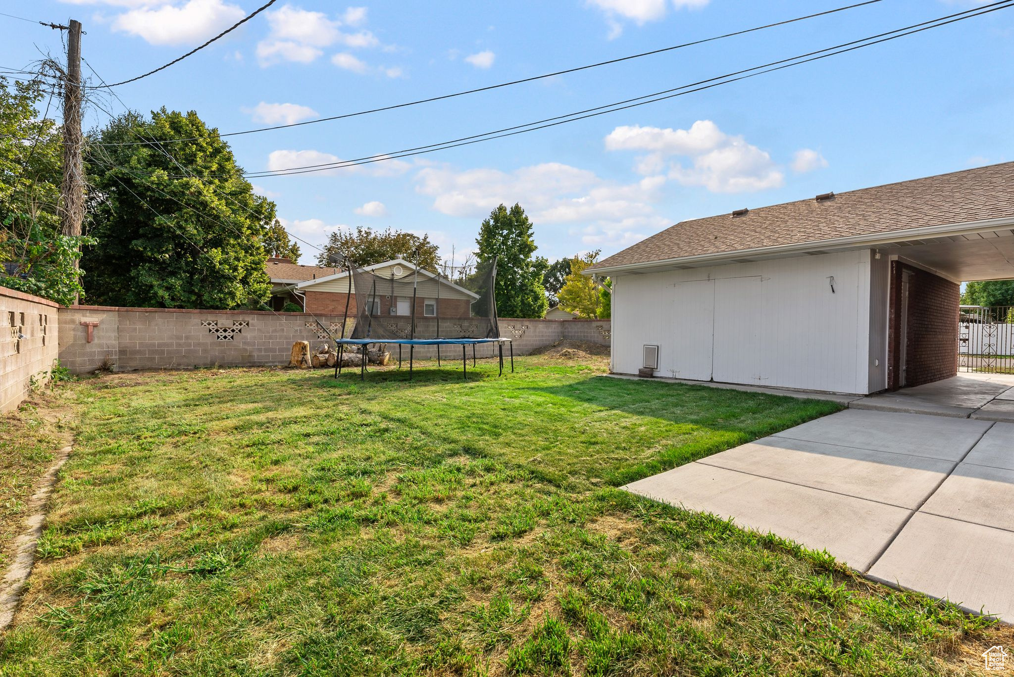 Taylorsville, Utah, 84129, United States, 5 Bedrooms Bedrooms, ,1 BathroomBathrooms,Residential,For Sale,1957642