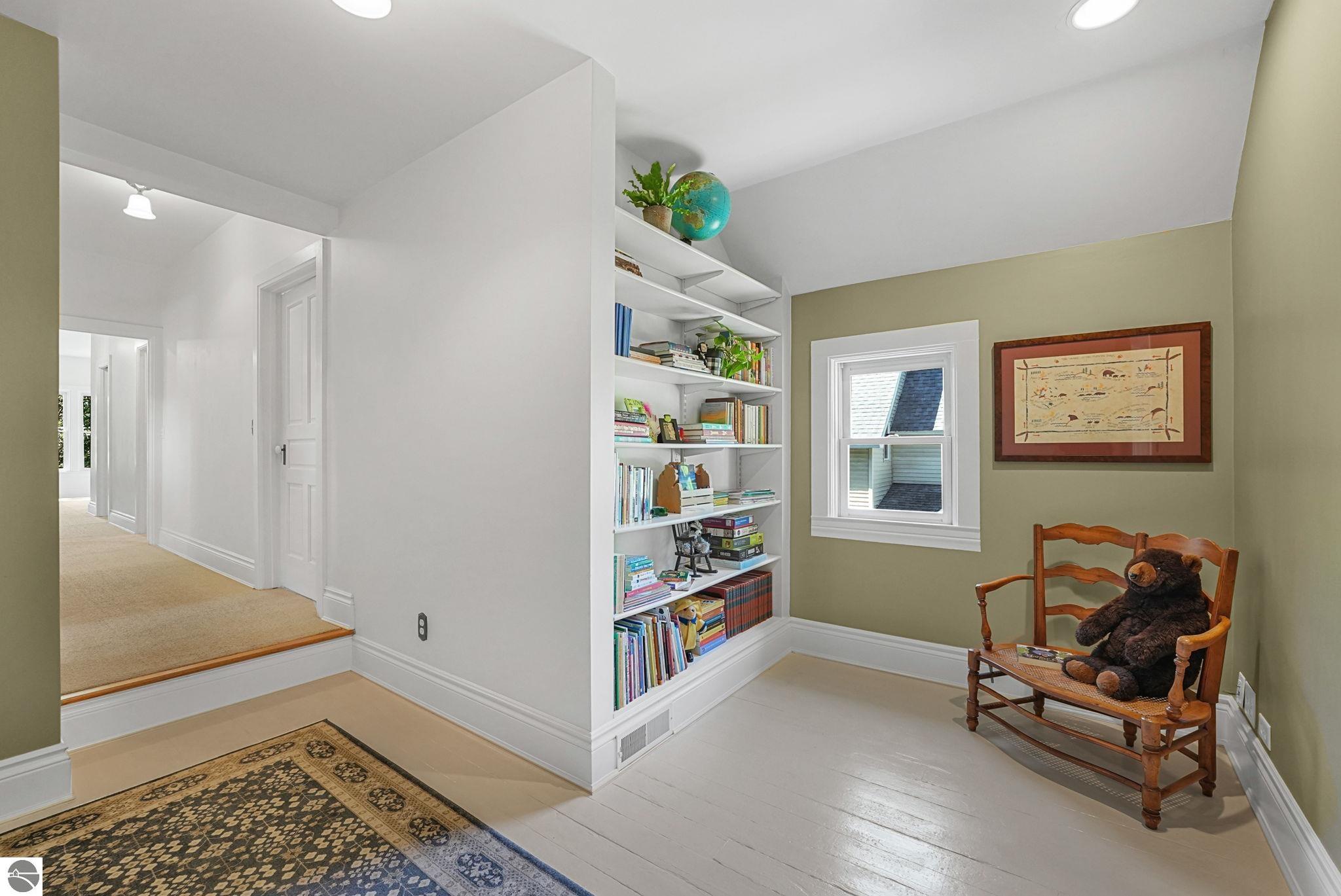 Traverse City, Michigan, 49684, United States, 3 Bedrooms Bedrooms, ,1 BathroomBathrooms,Residential,For Sale,1924144