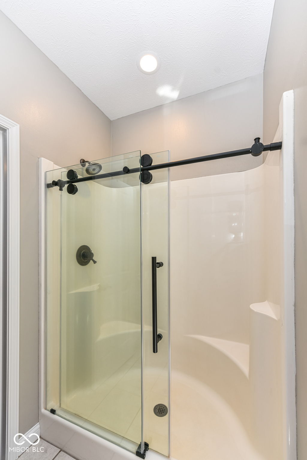 Cicero, Indiana, 46034, United States, 4 Bedrooms Bedrooms, ,4 BathroomsBathrooms,Residential,For Sale,2005154