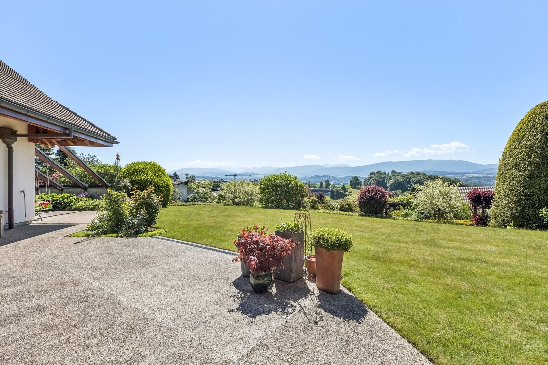 Elegant, luxury villa in a sought-after neighborhood in Villars-sur-Glâne - 物件實景