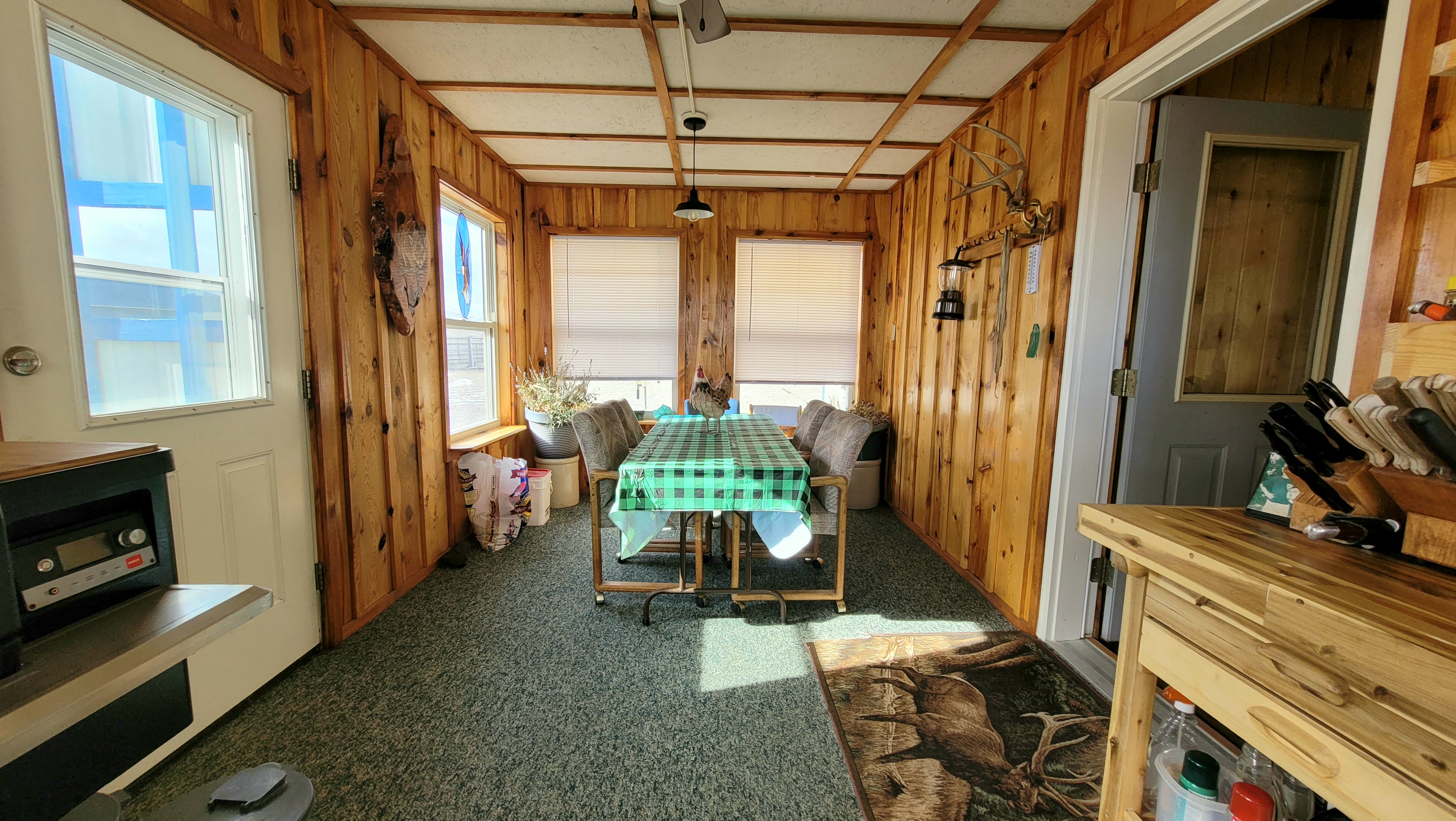Dillon, Montana, 59725, United States, 3 Bedrooms Bedrooms, ,2 BathroomsBathrooms,Residential,For Sale,1944810