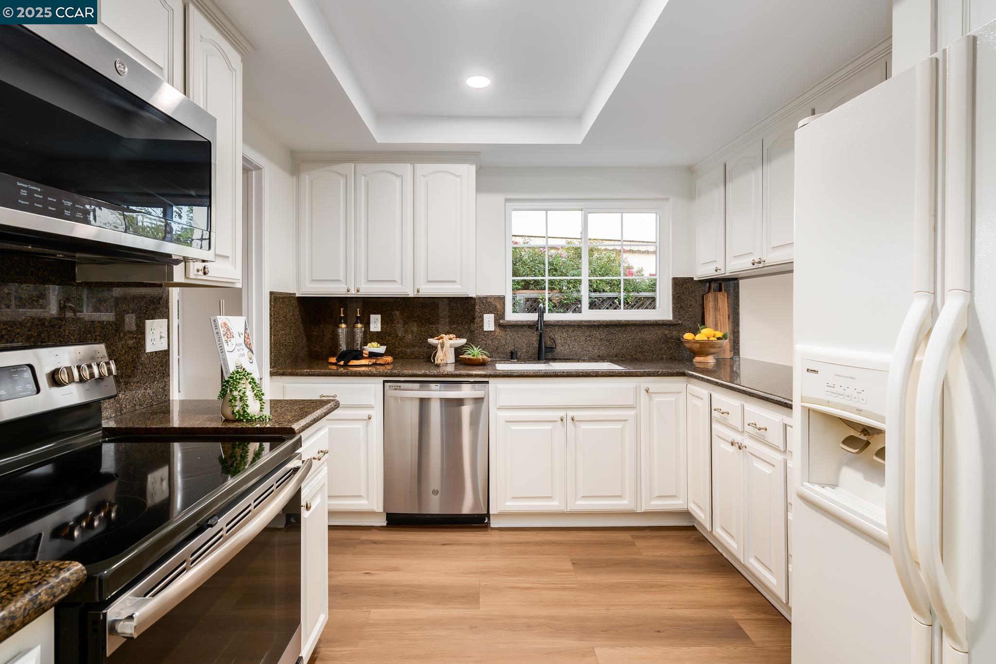 San Ramon, California, 94583, United States, 3 Bedrooms Bedrooms, ,2 BathroomsBathrooms,Residential,For Sale,1992109