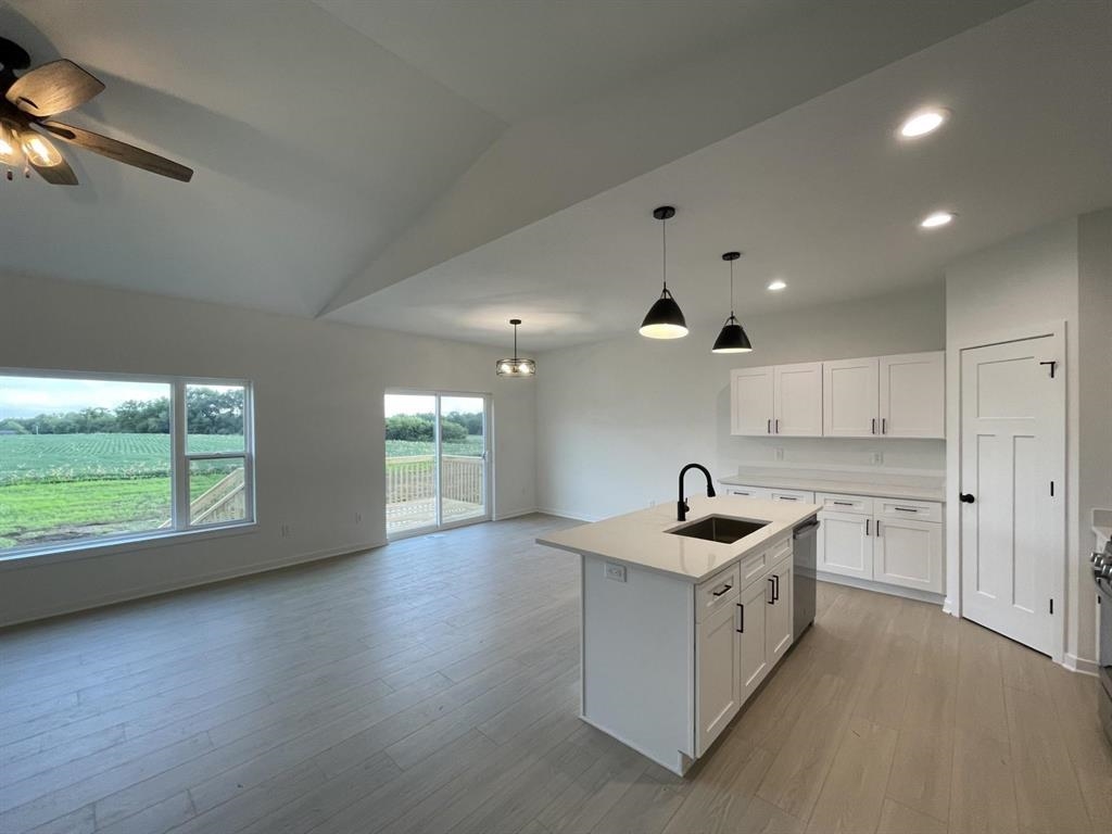 Beloit, Wisconsin, 53511, United States, 3 Bedrooms Bedrooms, ,2 BathroomsBathrooms,Residential,For Sale,2017725