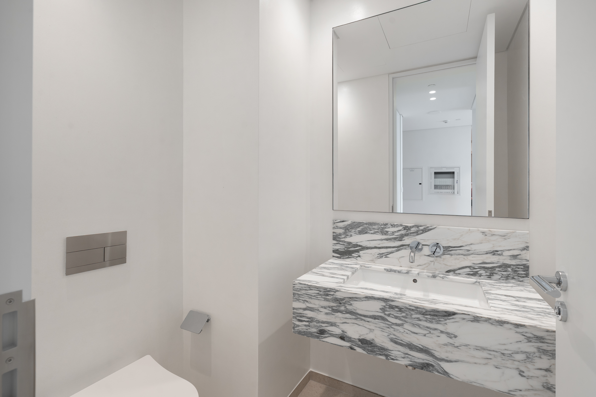  Exclusive Resale Apartment with Canal Views - 物件實景