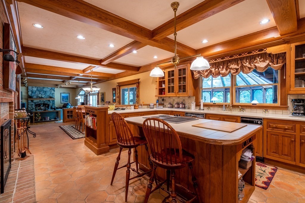 34 Bridle Path Way Way, Tyngsborough, Massachusetts, 01879, United States, 4 Bedrooms Bedrooms, ,4 BathroomsBathrooms,Residential,For Sale,34 Bridle Path Way Way,1009810