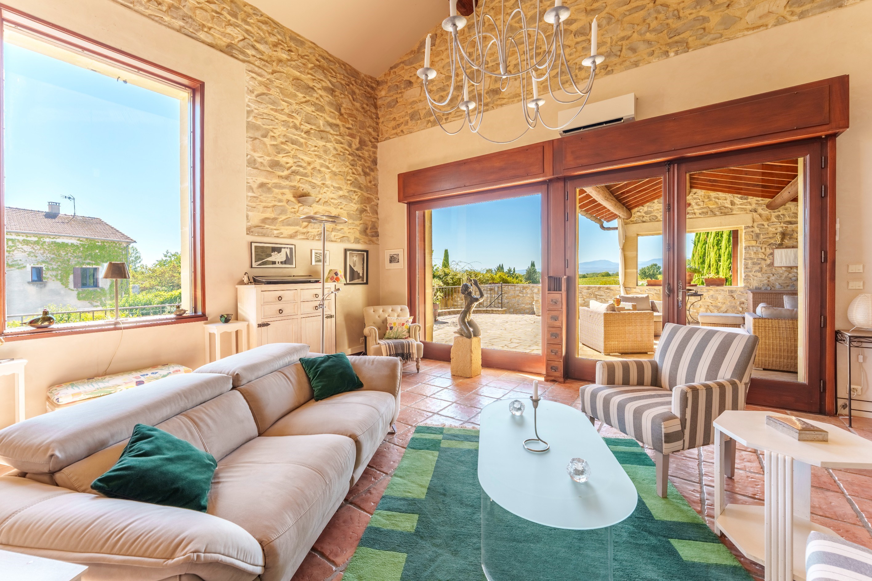 Stunning property with vineyard views in a quiet village, 45 min from Montpelli… - 物件實景