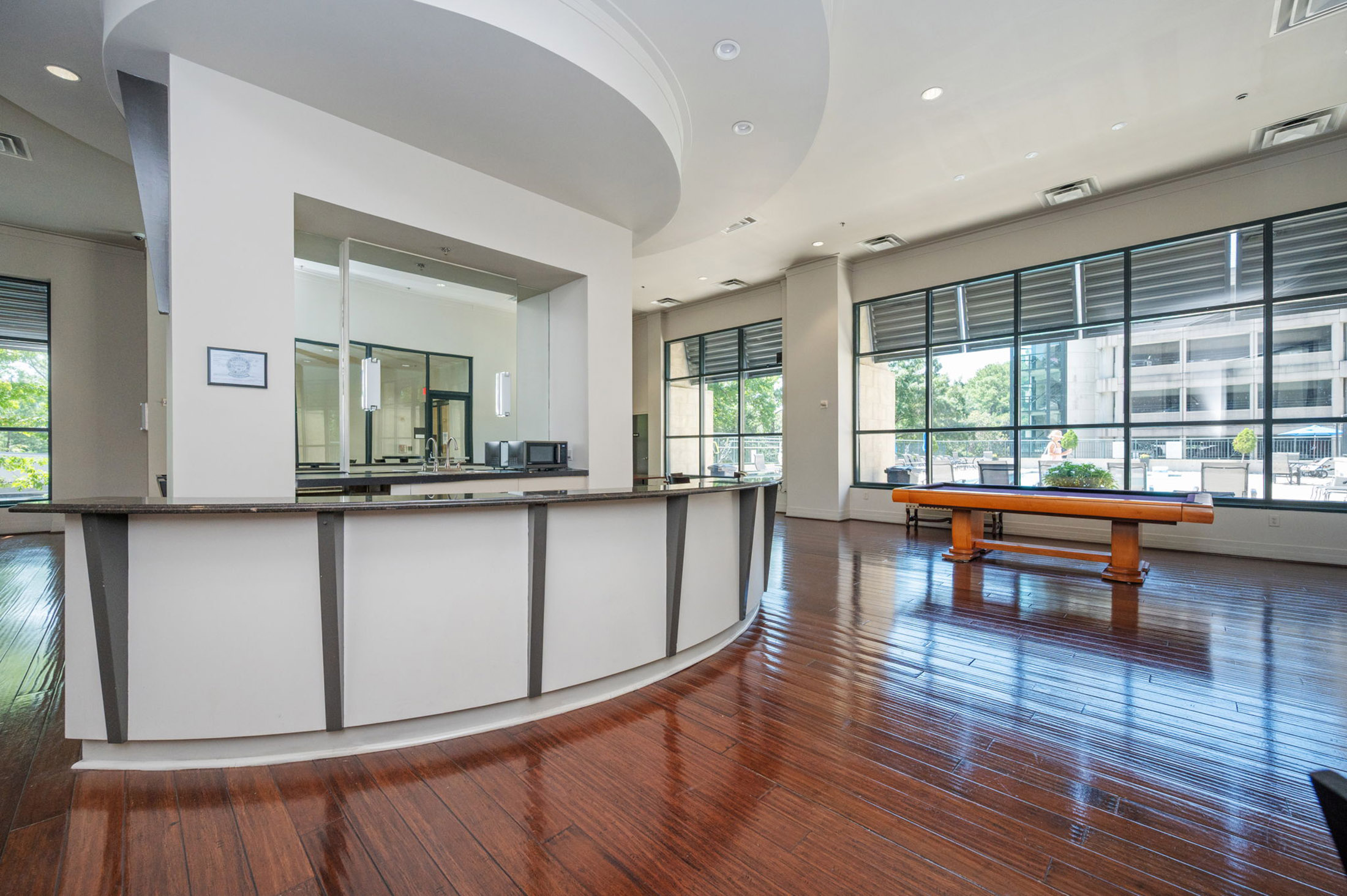  Sophisticated City Living Meets Comfort and Convenience in the Heart of Buckhead - 物件實景