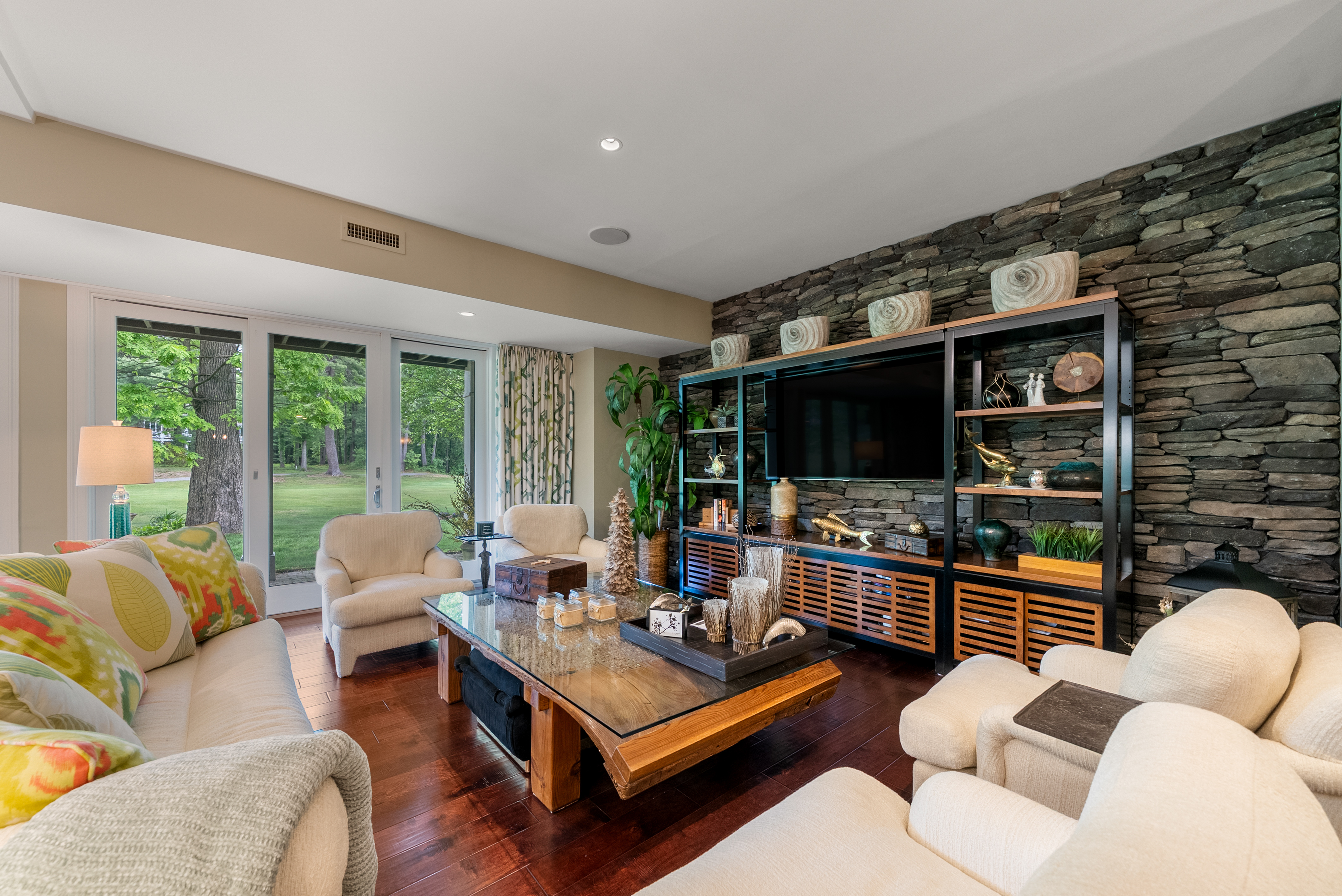  18 Southpoint Lane, Ipswich, MA, 01938 - 物件實景