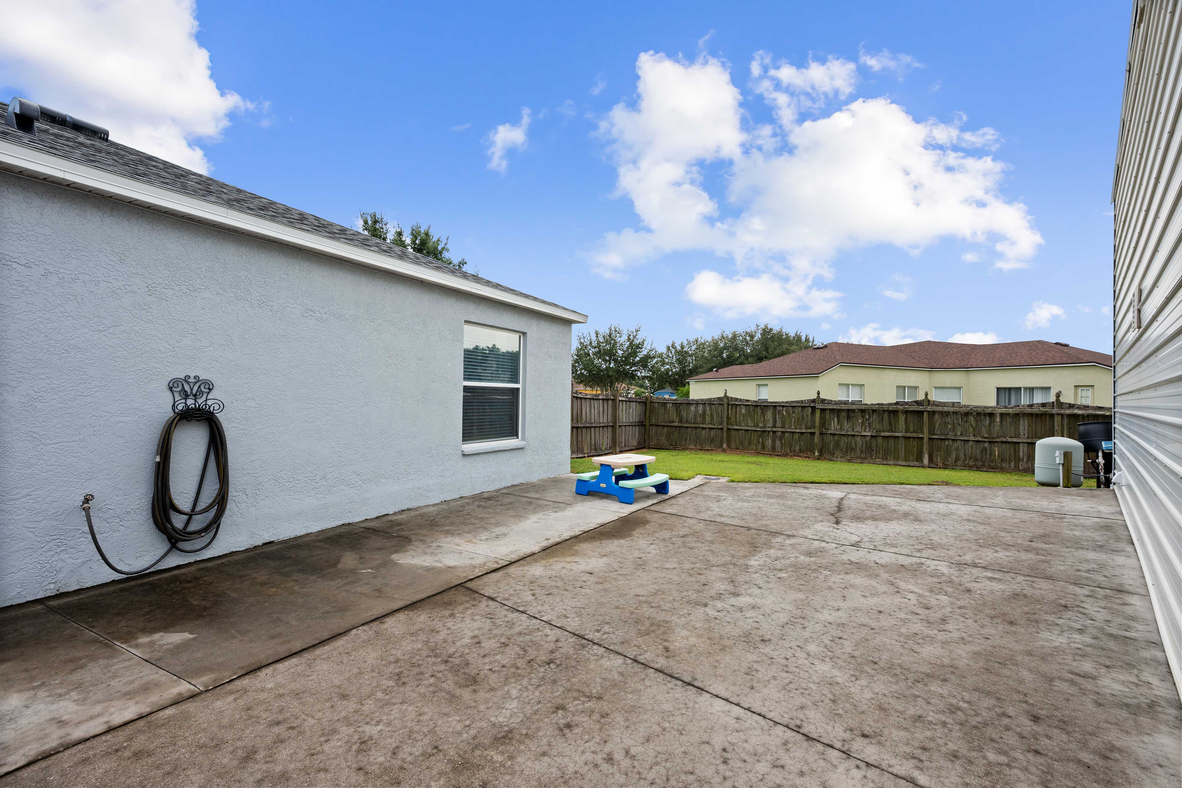 Plant City, Florida, 33567, United States, 4 Bedrooms Bedrooms, ,3 BathroomsBathrooms,Residential,For Sale,1974682