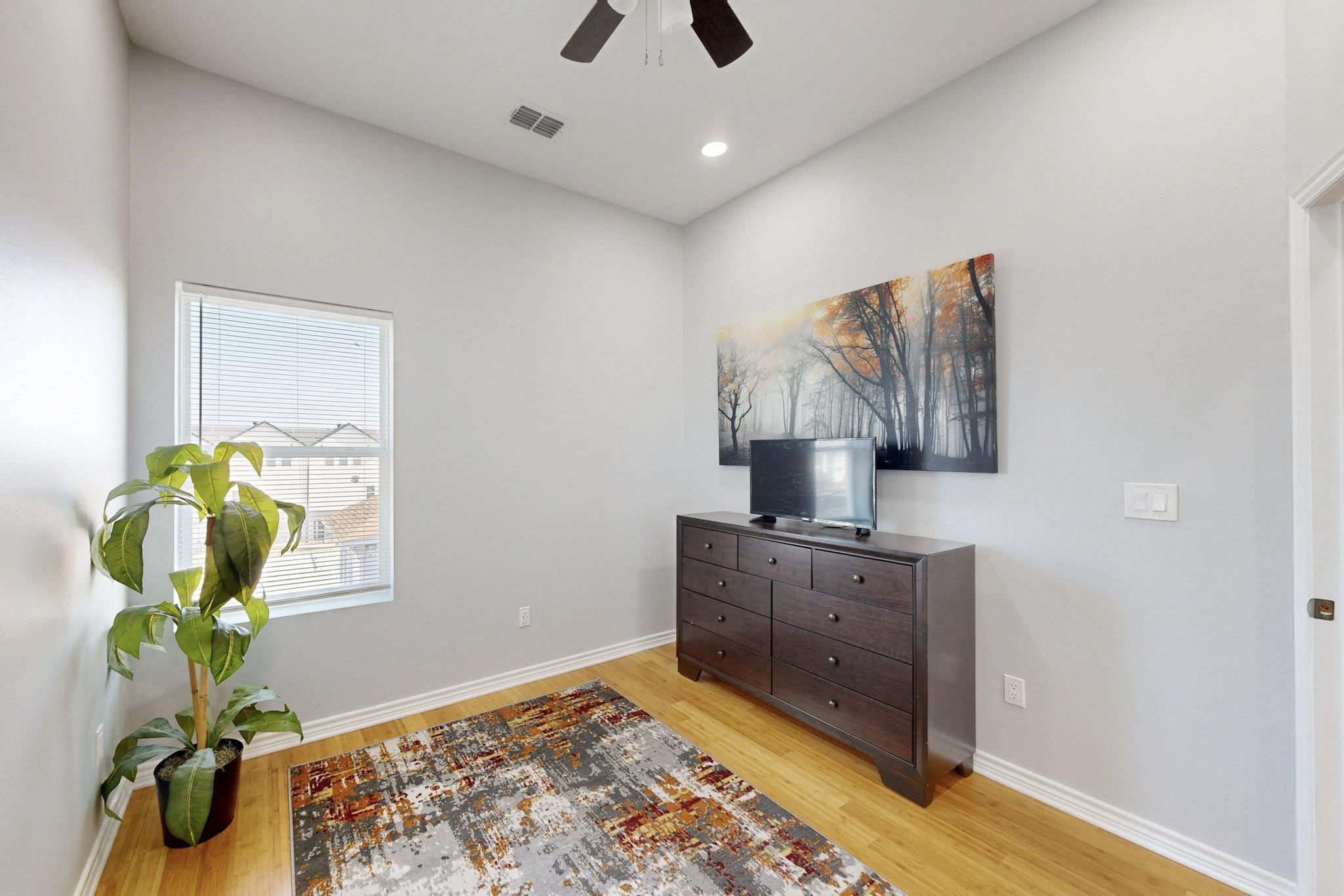 Dallas, Texas, 75204, United States, 3 Bedrooms Bedrooms, ,3 BathroomsBathrooms,Residential,For Sale,1903545